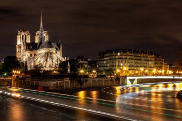 Paris, Notre Dame © Roland CURA