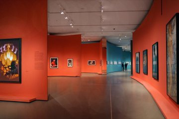 Rétrospective Cindy Sherman à la Fondation Louis Vuitton, à Paris en 2020.