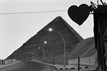 Denis Roche, 5 avril 1981, Gizeh, Egypte- 30x40cm © Denis Roche 4 sur 23